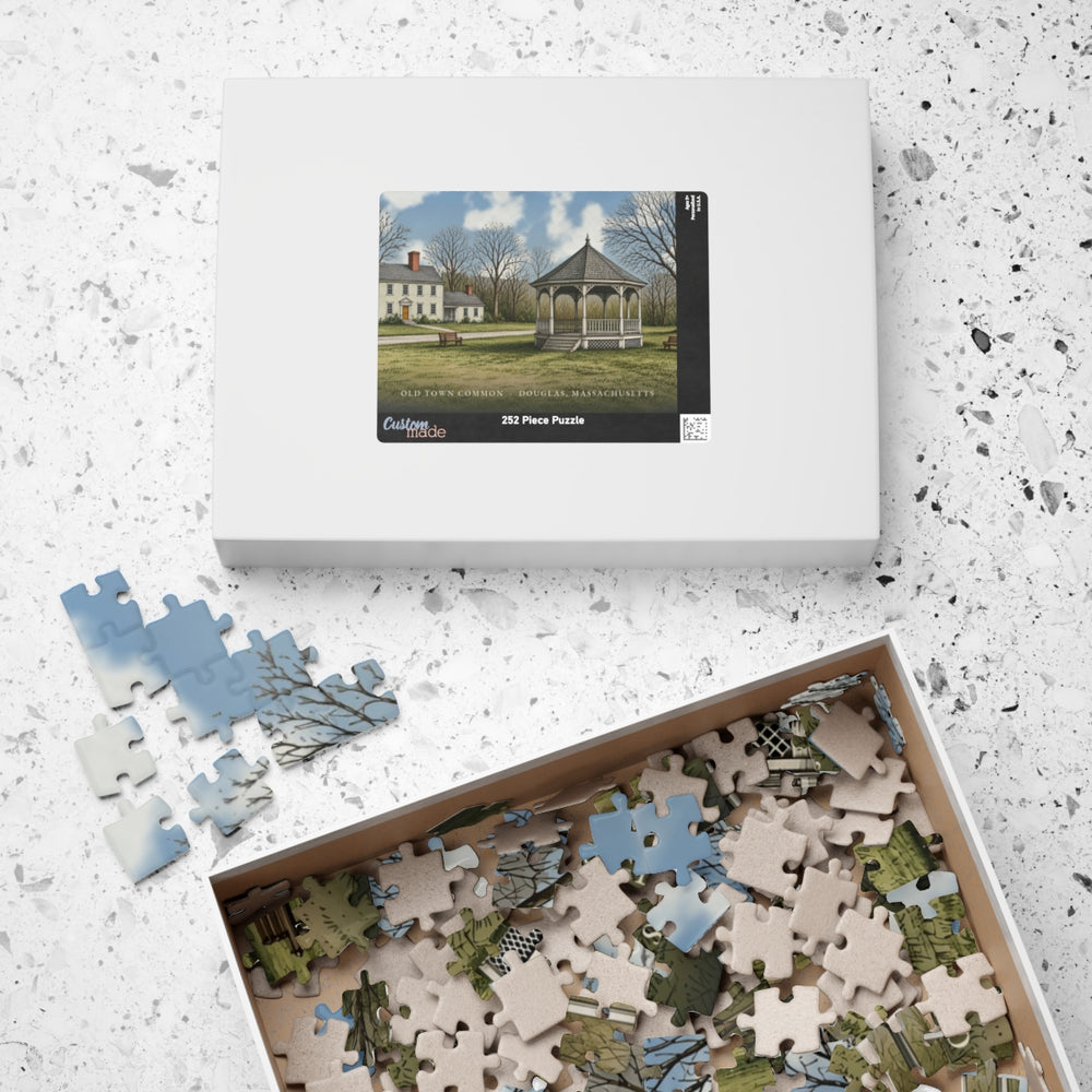 Douglas Old Town Common 252-Piece Jigsaw Puzzle - box lid