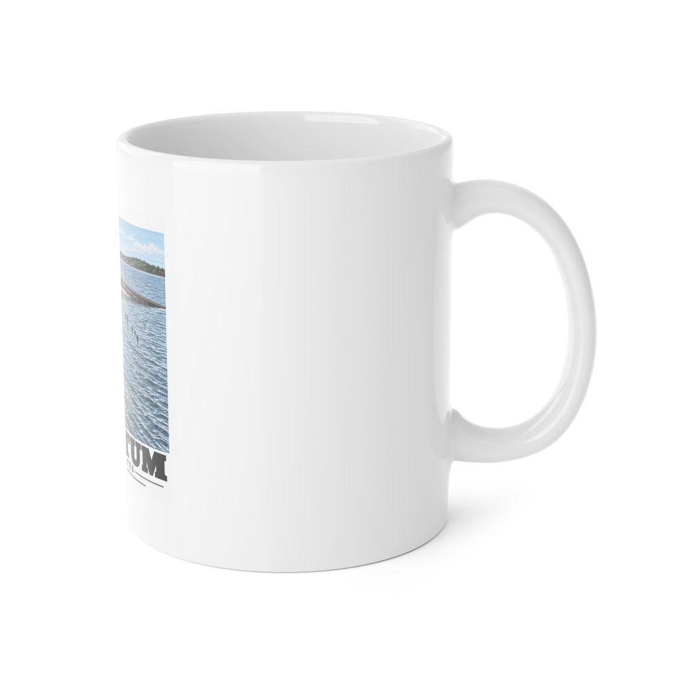Water and pier 11 oz White Ceramic Mug - Boston Harbor