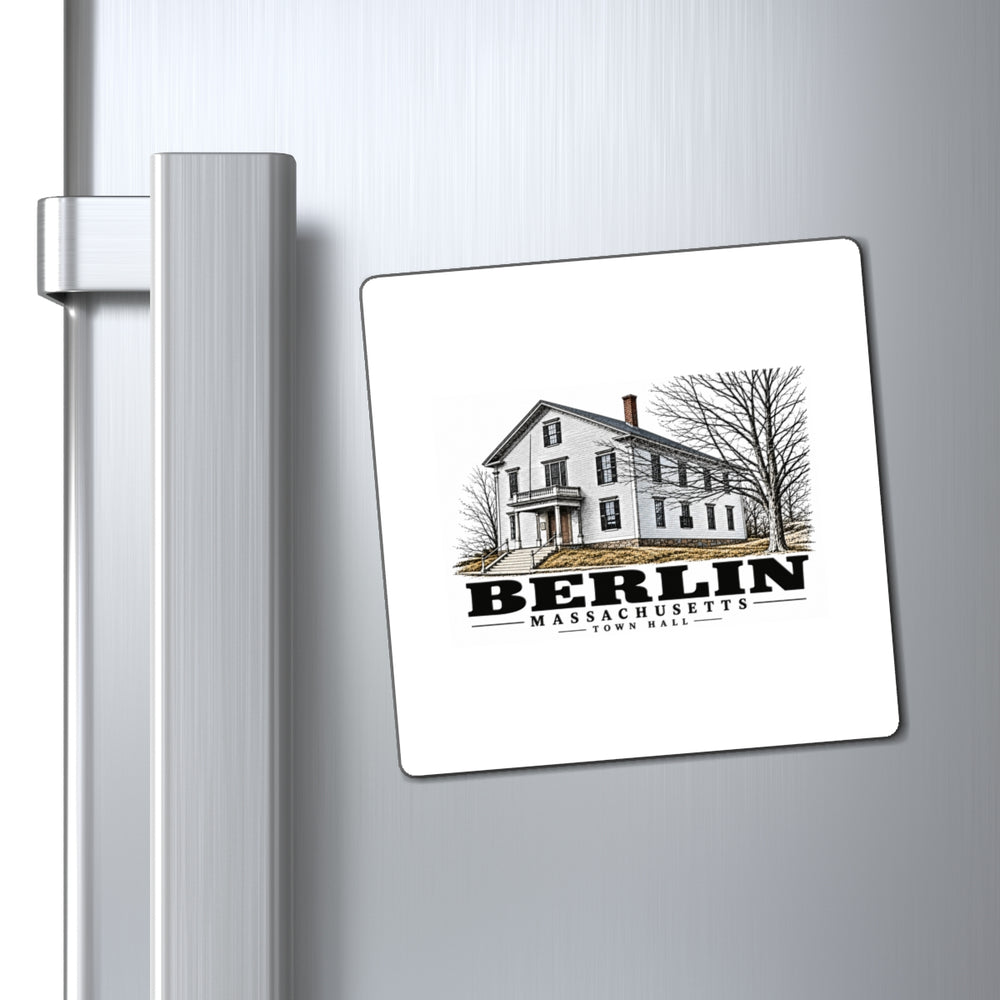 Illustrated Town Hall in Berlin on square magnet