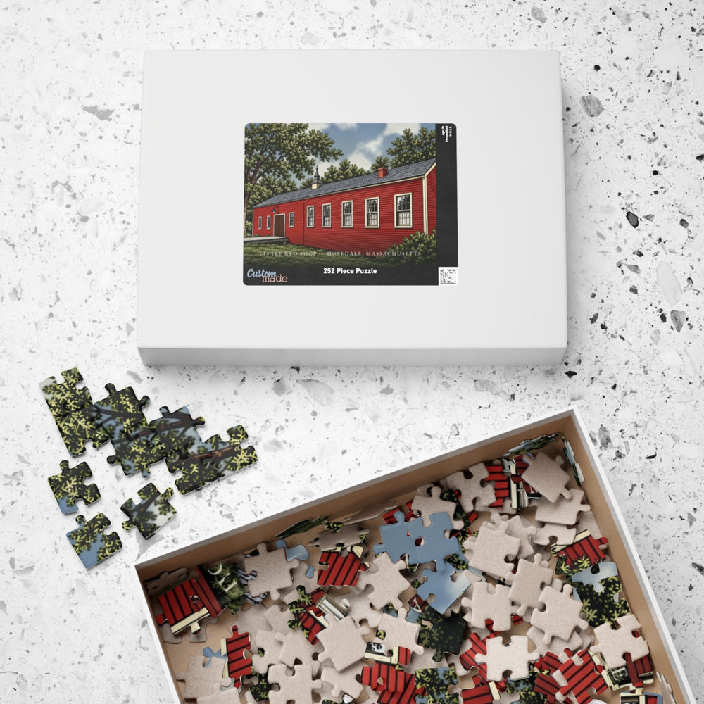 Hopedale Little Red Shop 252-Piece Jigsaw Puzzle - box lid